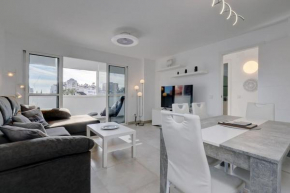 019 Stylish 3 Bed Ibensa Square Apt, near Beach & Bars